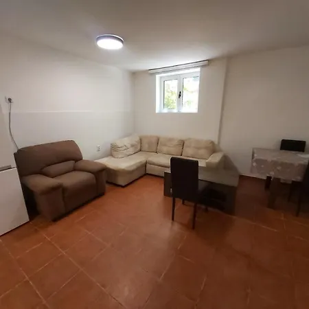 Two Bedrooms With Garden View Apartment